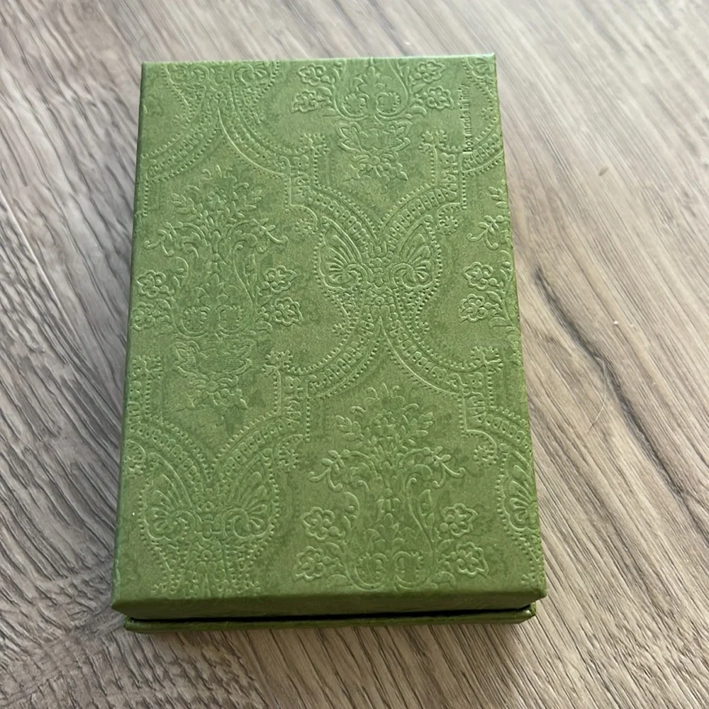 Gucci box - Picture 2 of 4